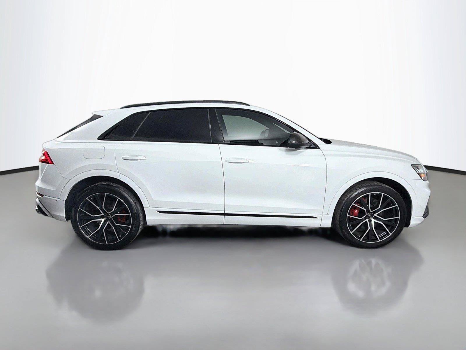 Used 2022 Audi SQ8 Prestige AWD/4WD image 4