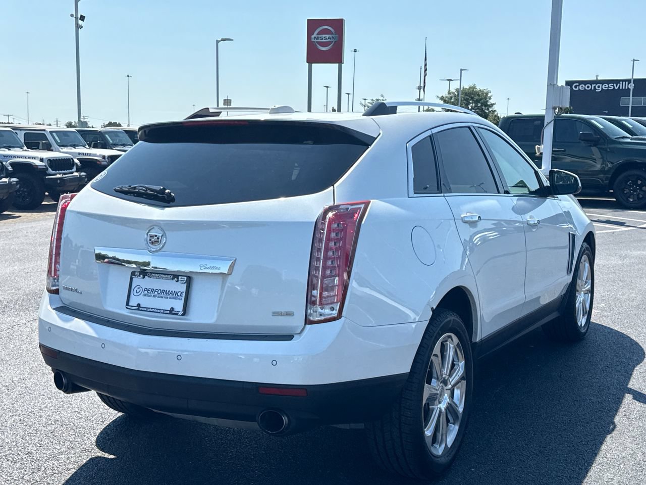 Used 2016 Cadillac SRX Premium w/ LPO, Touring Package AWD/4WD image 3
