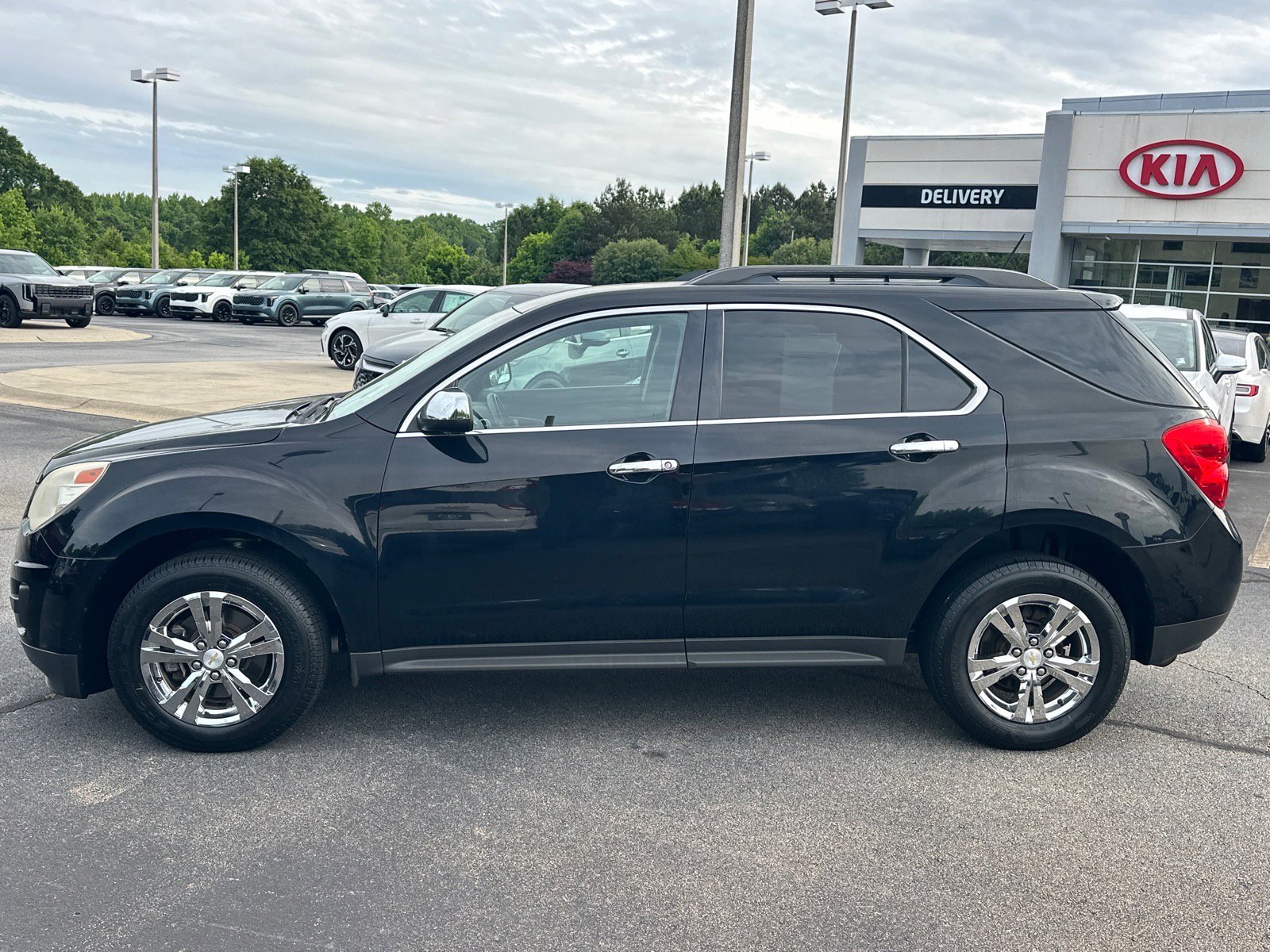 Used 2015 Chevrolet Equinox LT w/ Driver Convenience Package AWD/4WD image 5