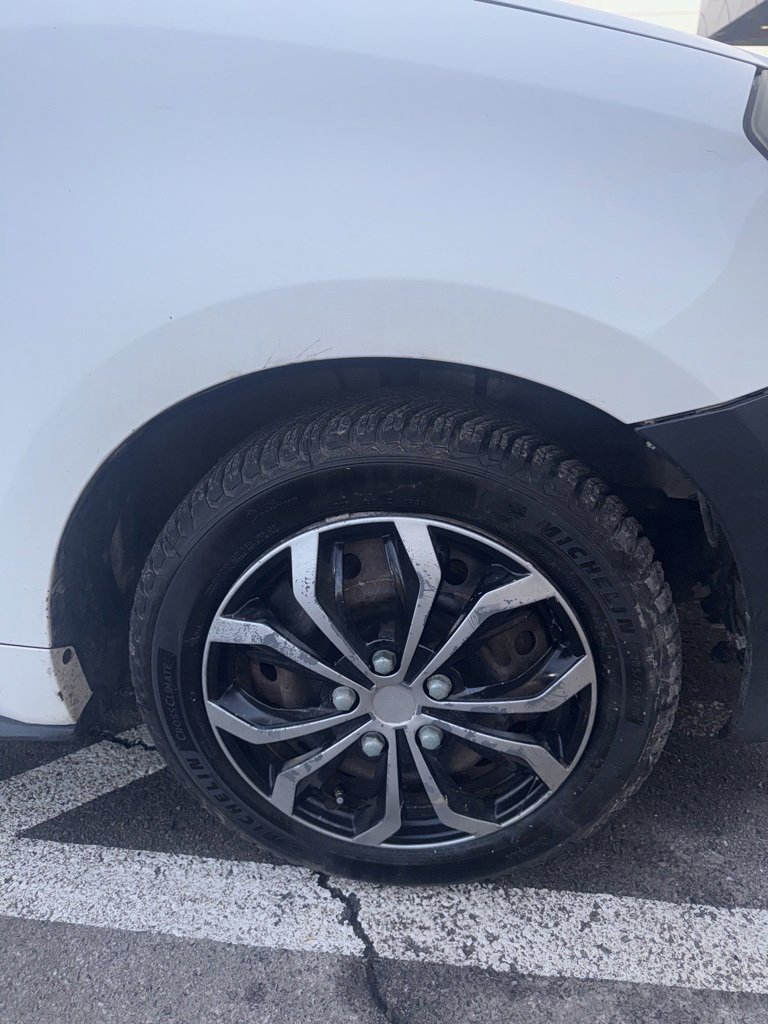 Used 2010 Pontiac Vibe w/ Preferred Package image 33