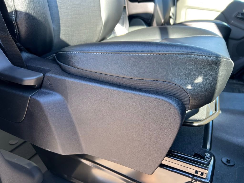 Used 2024 Ford Transit 150 Low Roof RWD image 18