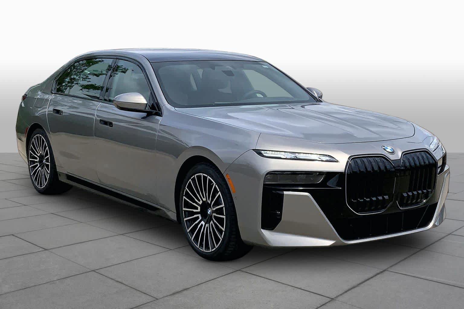 New 2026 BMW 760i xDrive w/ Executive Package AWD/4WD image 2