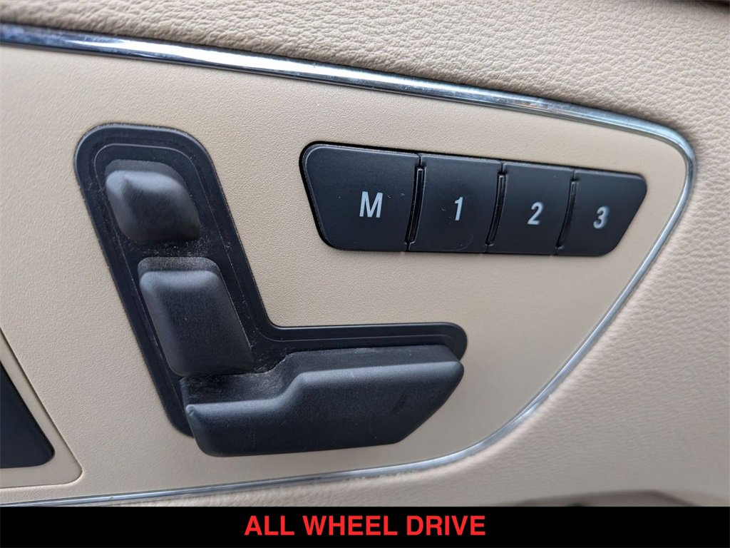 Used 2011 Mercedes-Benz E 350 4MATIC Sedan image 9