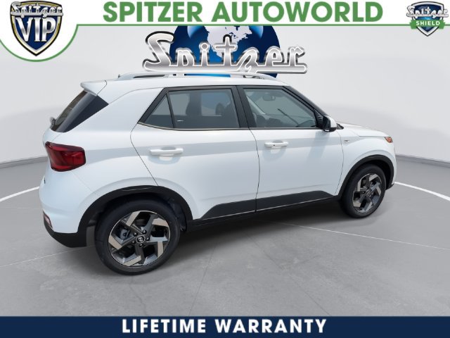 New 2026 Hyundai Venue SEL FWD image 15