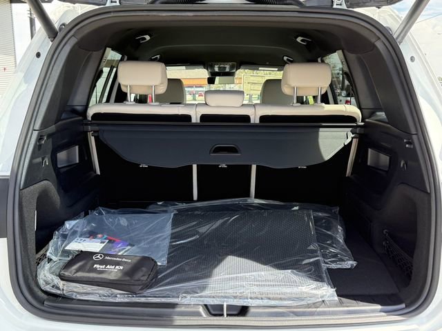 Used 2025 Mercedes-Benz GLB 250 4MATIC image 35