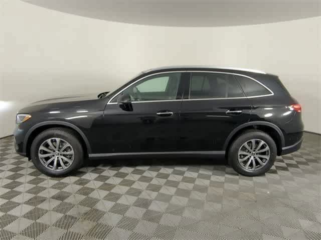 Certified 2026 Mercedes-Benz GLC 300 4MATIC image 2