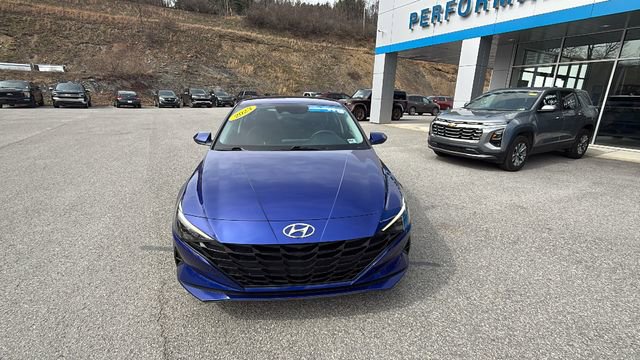 Used 2023 Hyundai Elantra SEL FWD image 9