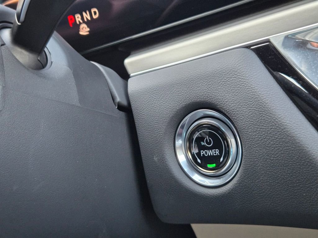 Certified 2024 Cadillac Lyriq Luxury w/ Nappa Leather Package image 25