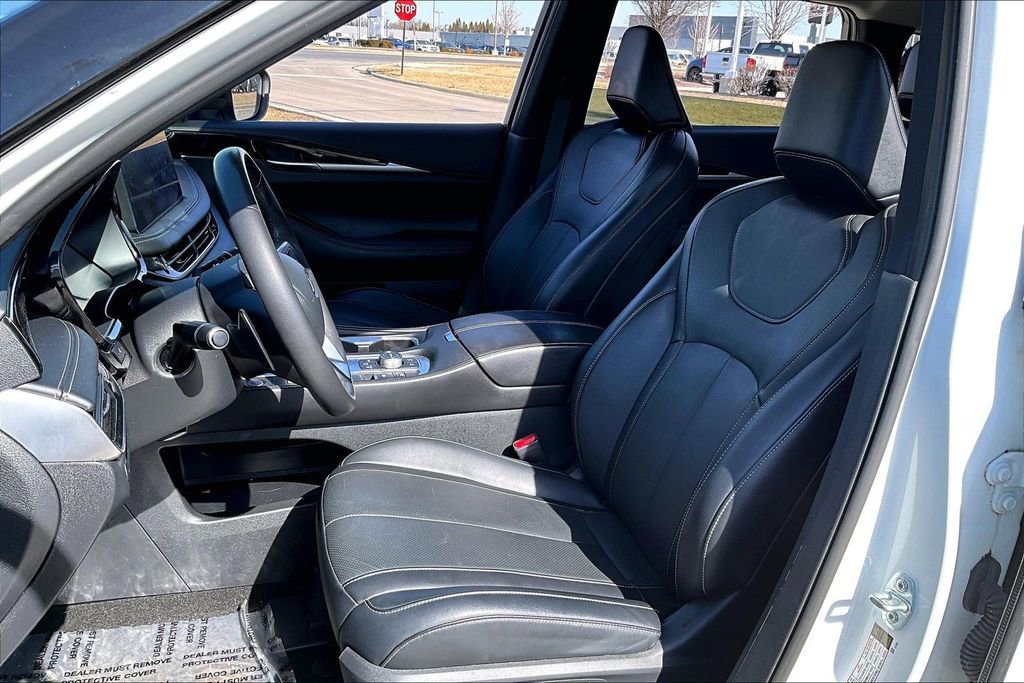 Certified 2024 INFINITI QX60 Pure image 15