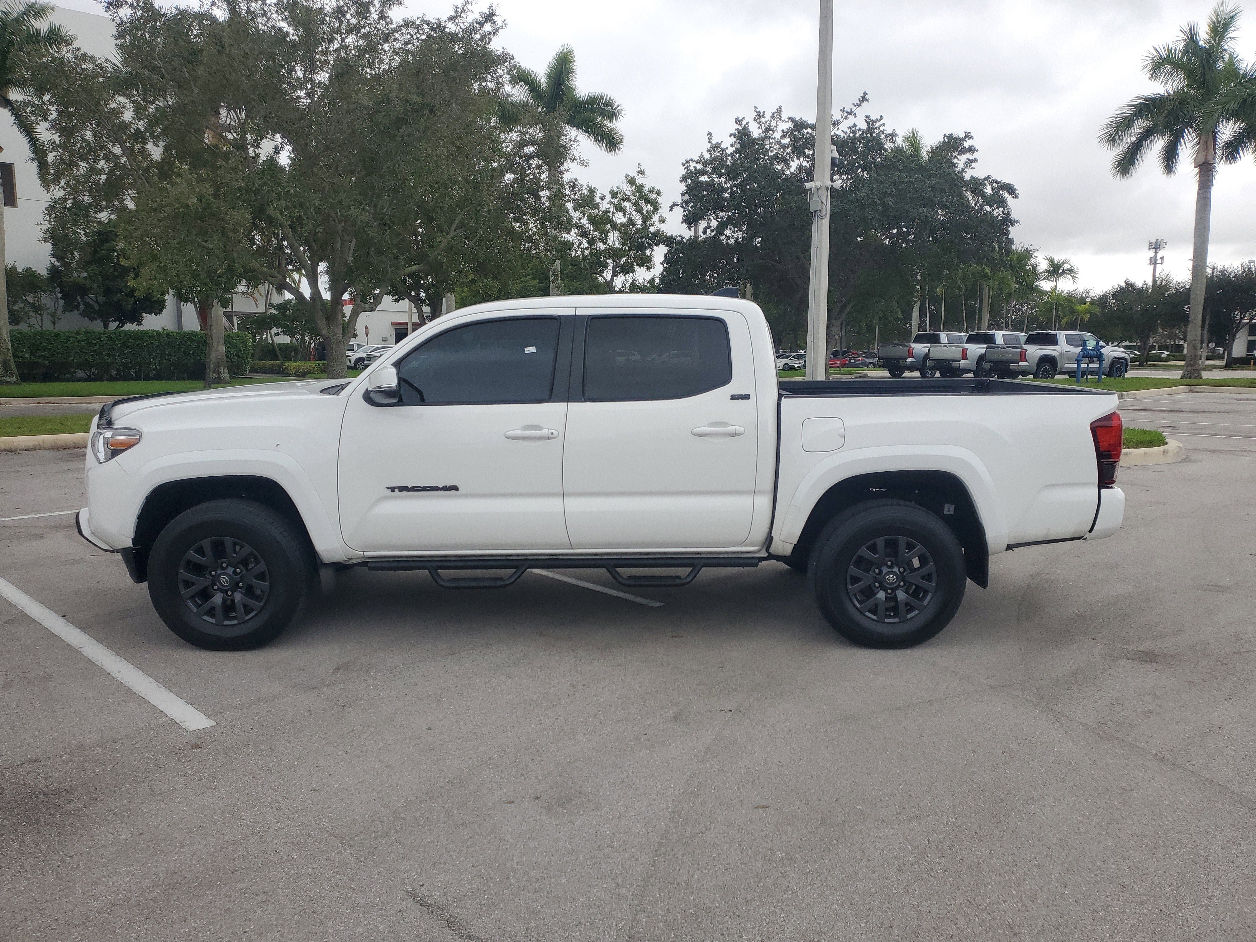 Used 2023 Toyota Tacoma SR5 image 6