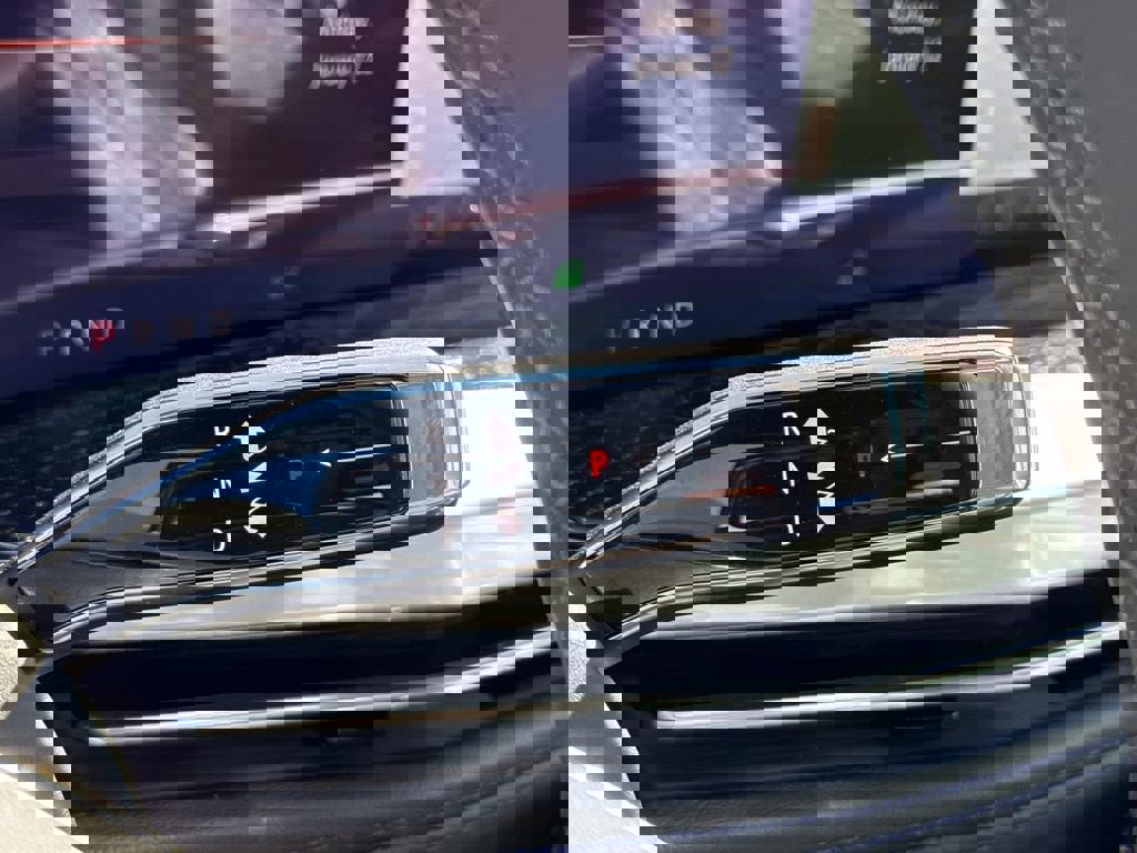 New 2026 Cadillac Escalade IQL Luxury image 16