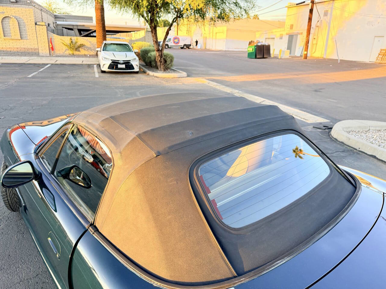 Used 2001 MAZDA MX-5 Miata LS image 11