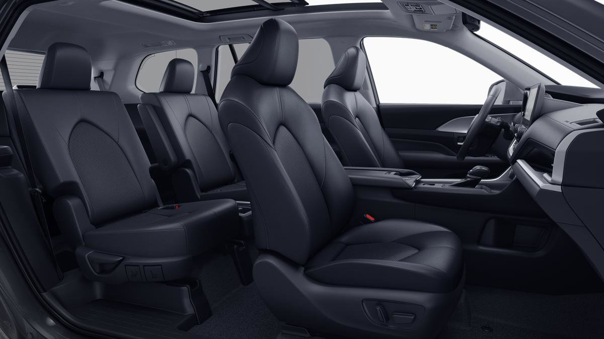 New 2026 Toyota Grand Highlander XLE FWD image 36