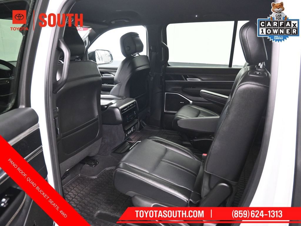 Used 2024 Jeep Wagoneer Series II image 10