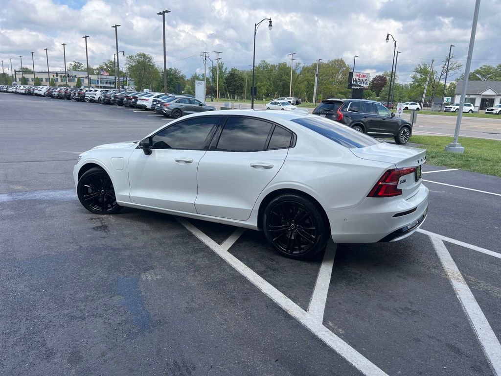 Used 2024 Volvo S60 T8 Plus w/ Climate Package AWD/4WD image 4