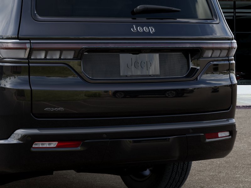 New 2026 Jeep Grand Wagoneer Limited AWD/4WD image 13