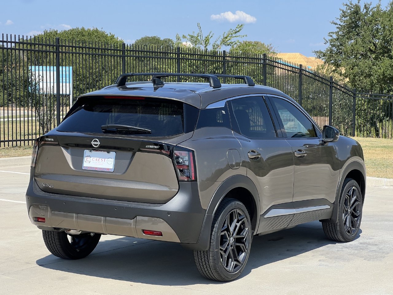 New 2027 Nissan Kicks SR FWD image 4