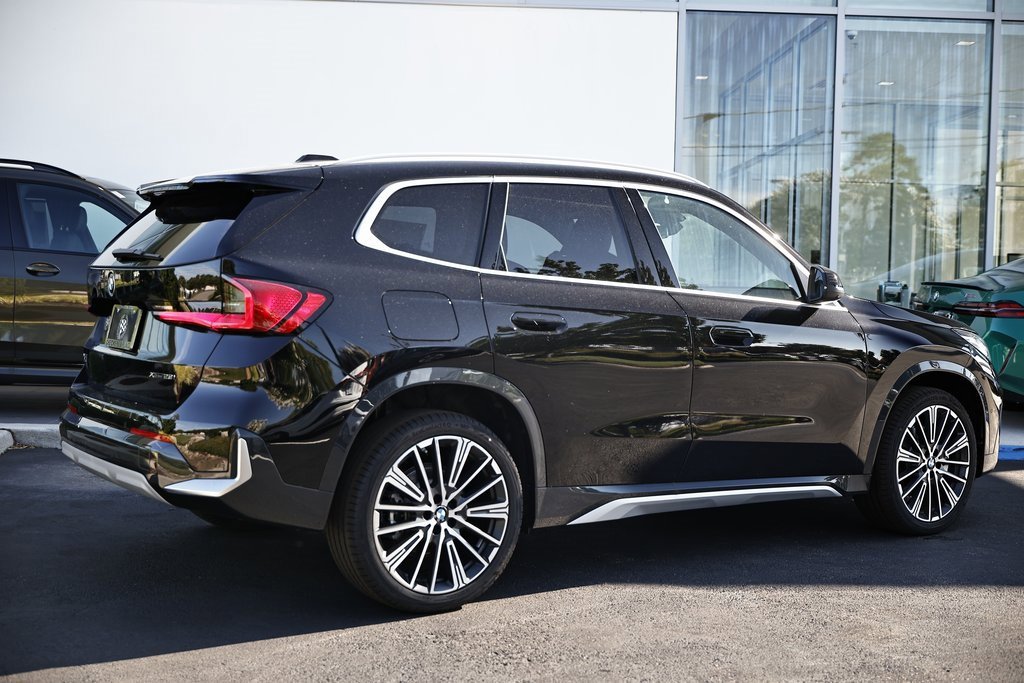 Used 2025 BMW X1 xDrive28i w/ Technology Package image 7