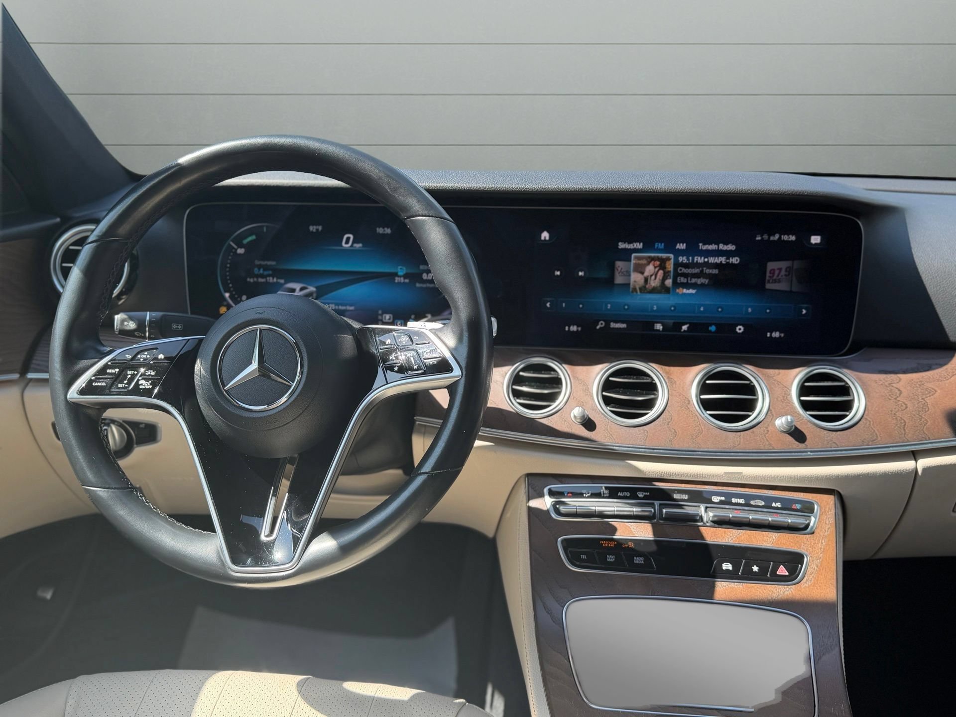 Used 2021 Mercedes-Benz E 350 Sedan image 20