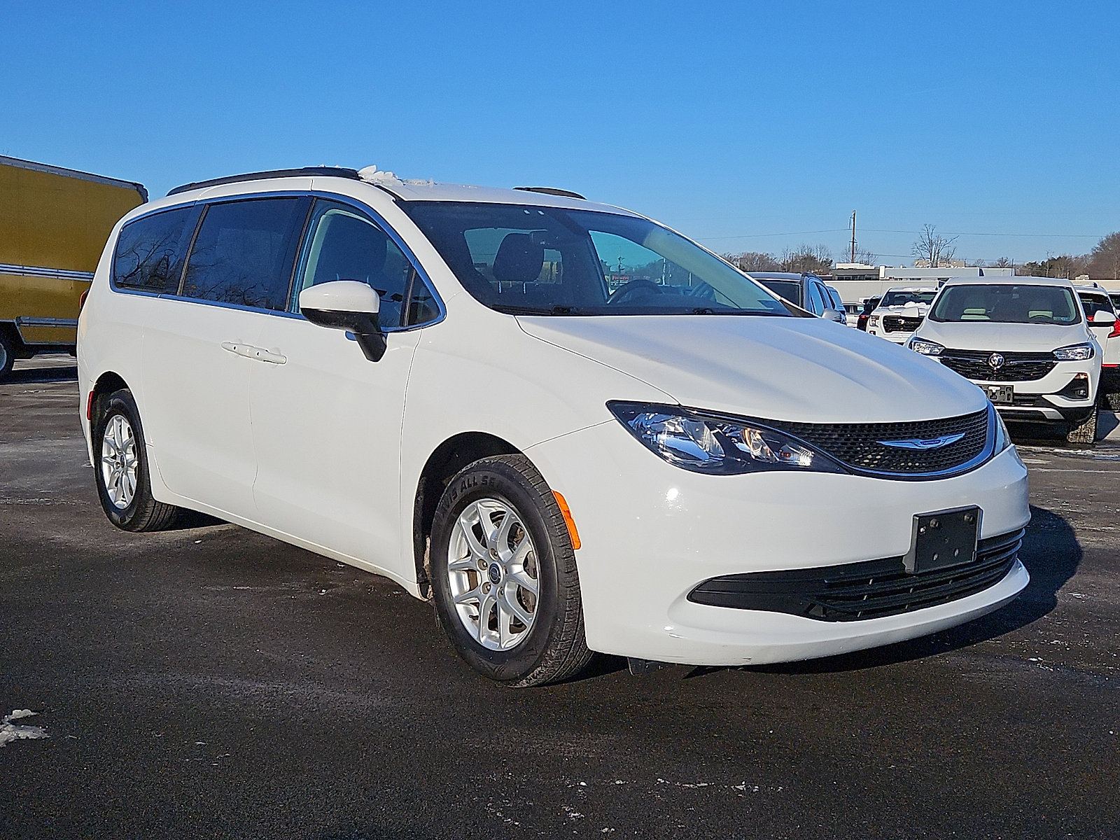 Used 2020 Chrysler Voyager Lxi