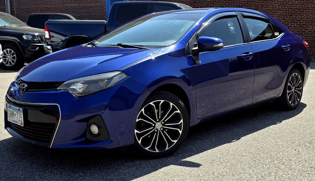 Used 2015 Toyota Corolla S Premium FWD image 4