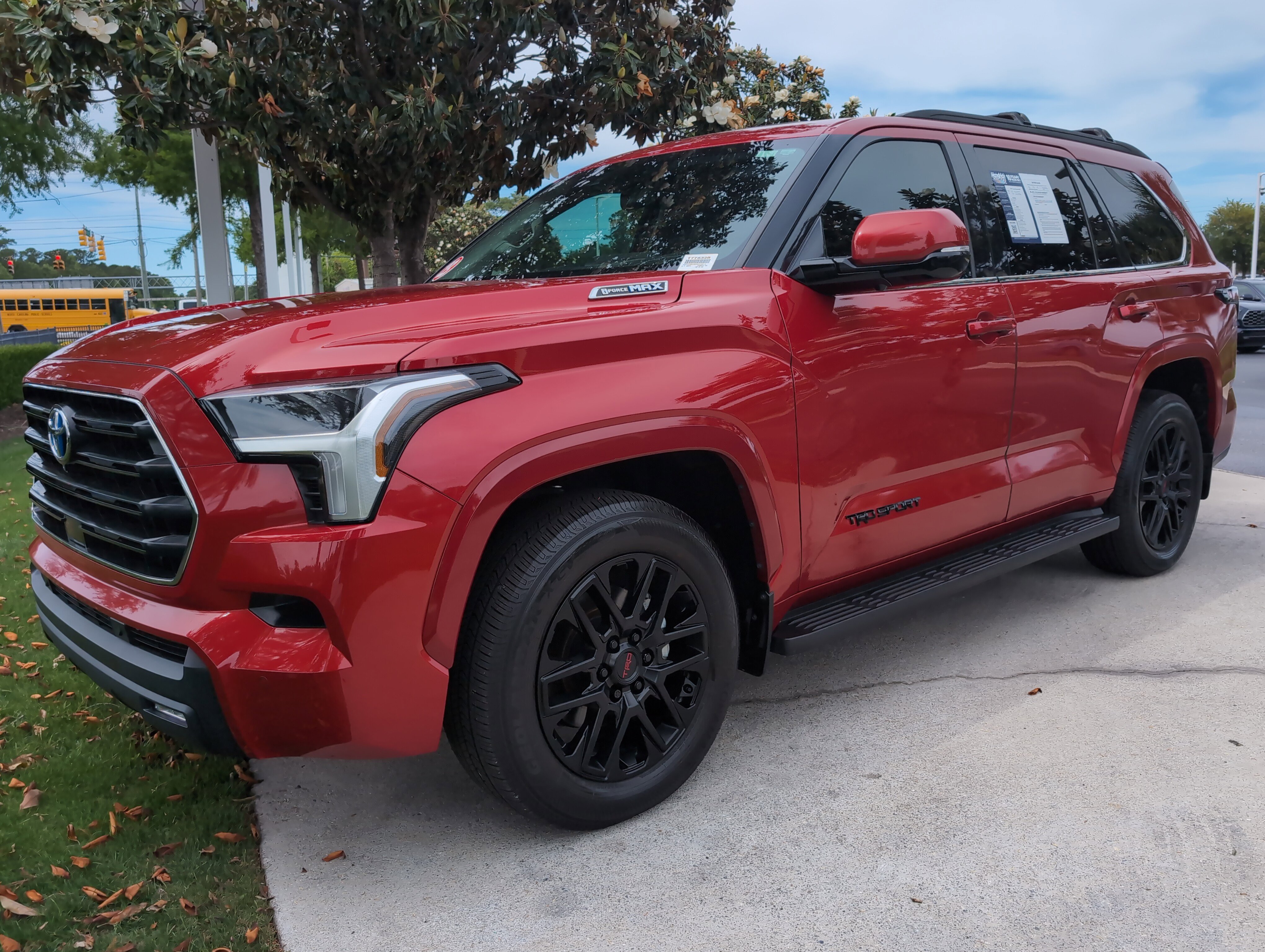 Certified 2023 Toyota Sequoia SR5 w/ SR5 Premium Package AWD/4WD image 5