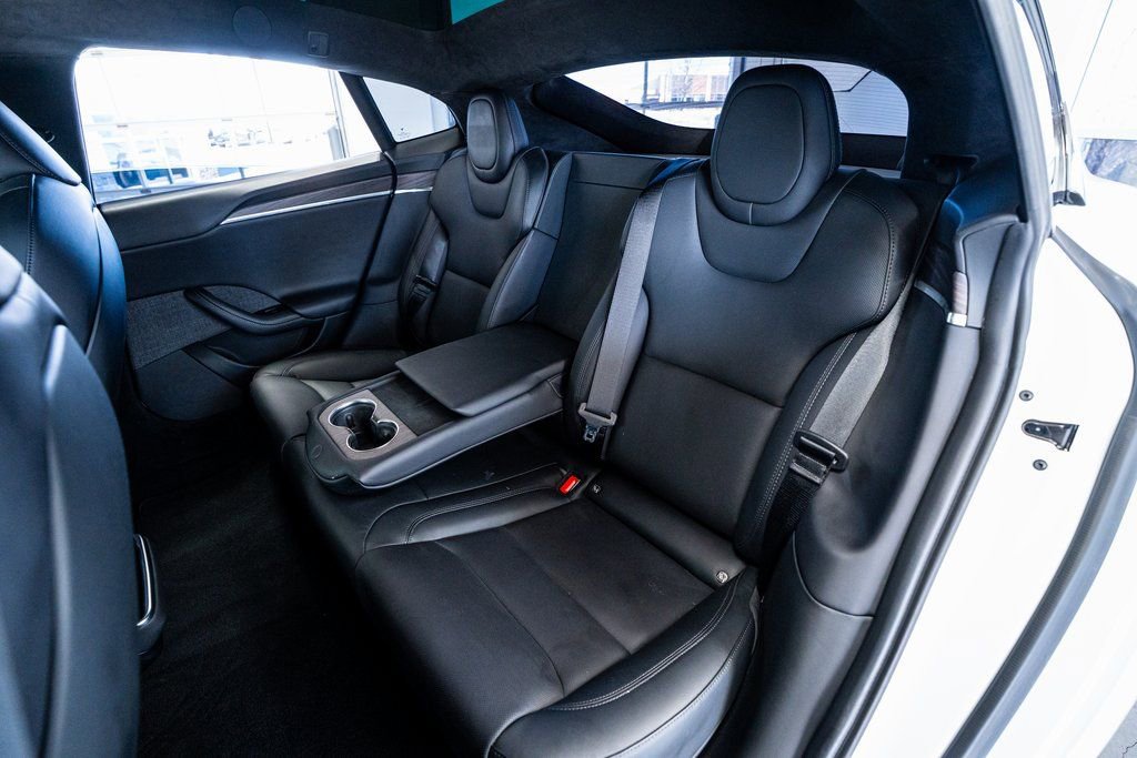 Used 2022 Tesla Model S image 45