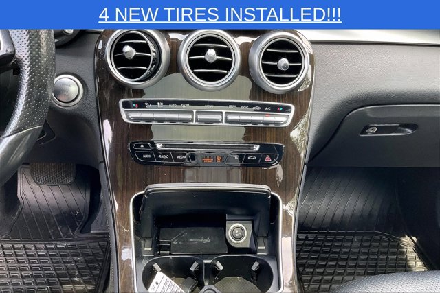 Used 2017 Mercedes-Benz GLC 300 4MATIC image 33