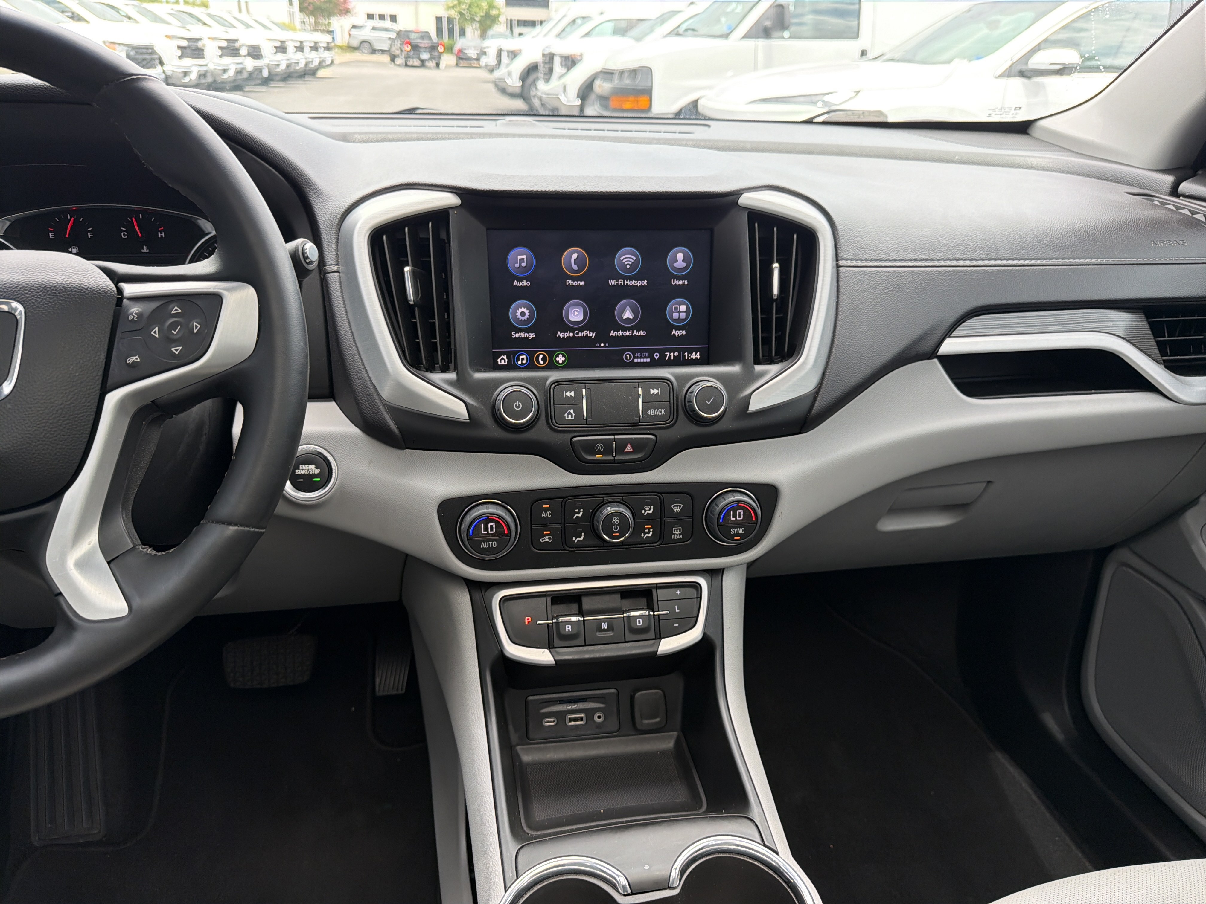 Used 2023 GMC Terrain SLT w/ Tech Package FWD image 31