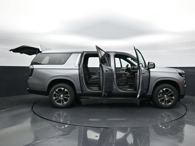 New 2026 Chevrolet Suburban LT w/ Comfort Package AWD/4WD image 58