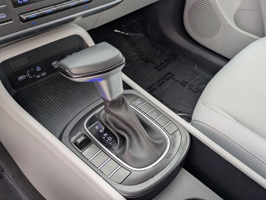 Certified 2024 Hyundai Kona SEL image 23