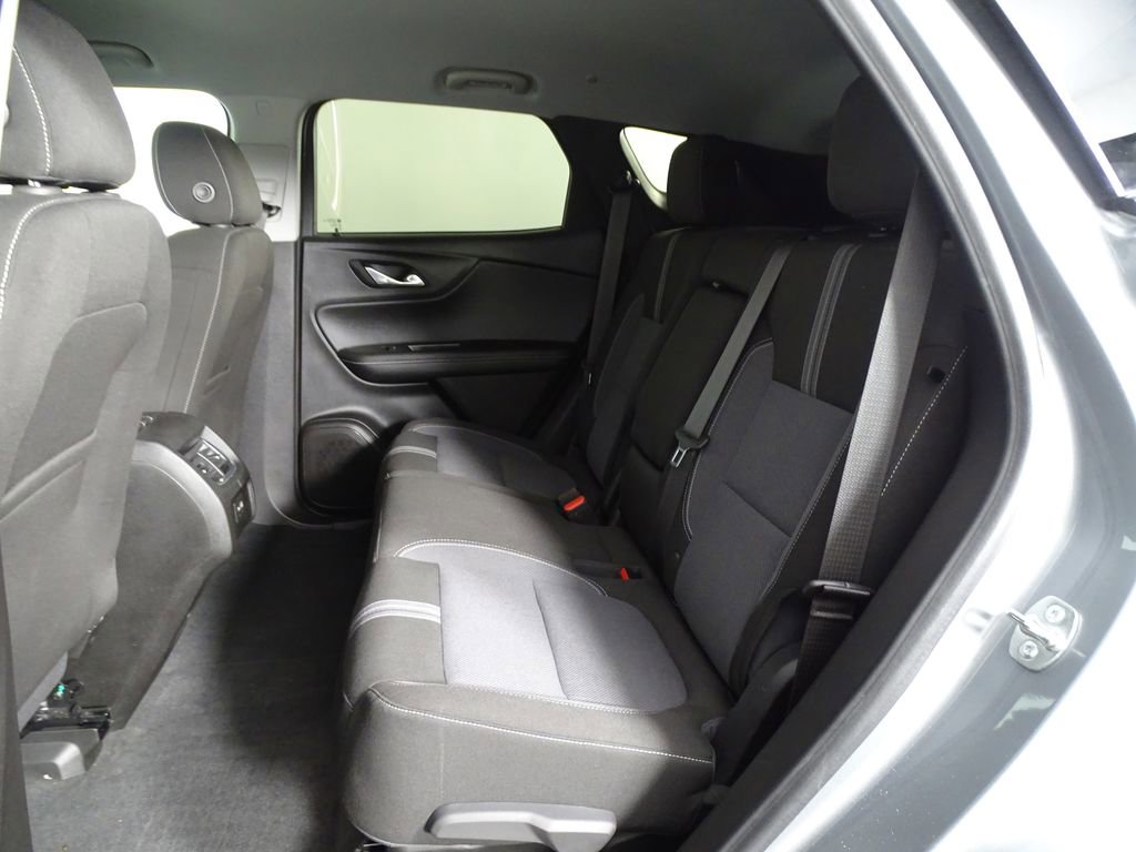 Used 2024 Chevrolet Blazer LT w/ Convenience Package FWD image 13