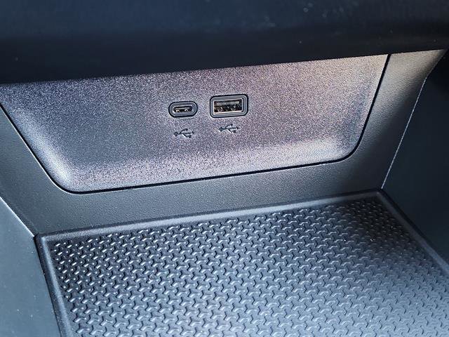 New 2026 Chevrolet Equinox ACTIV AWD/4WD image 18