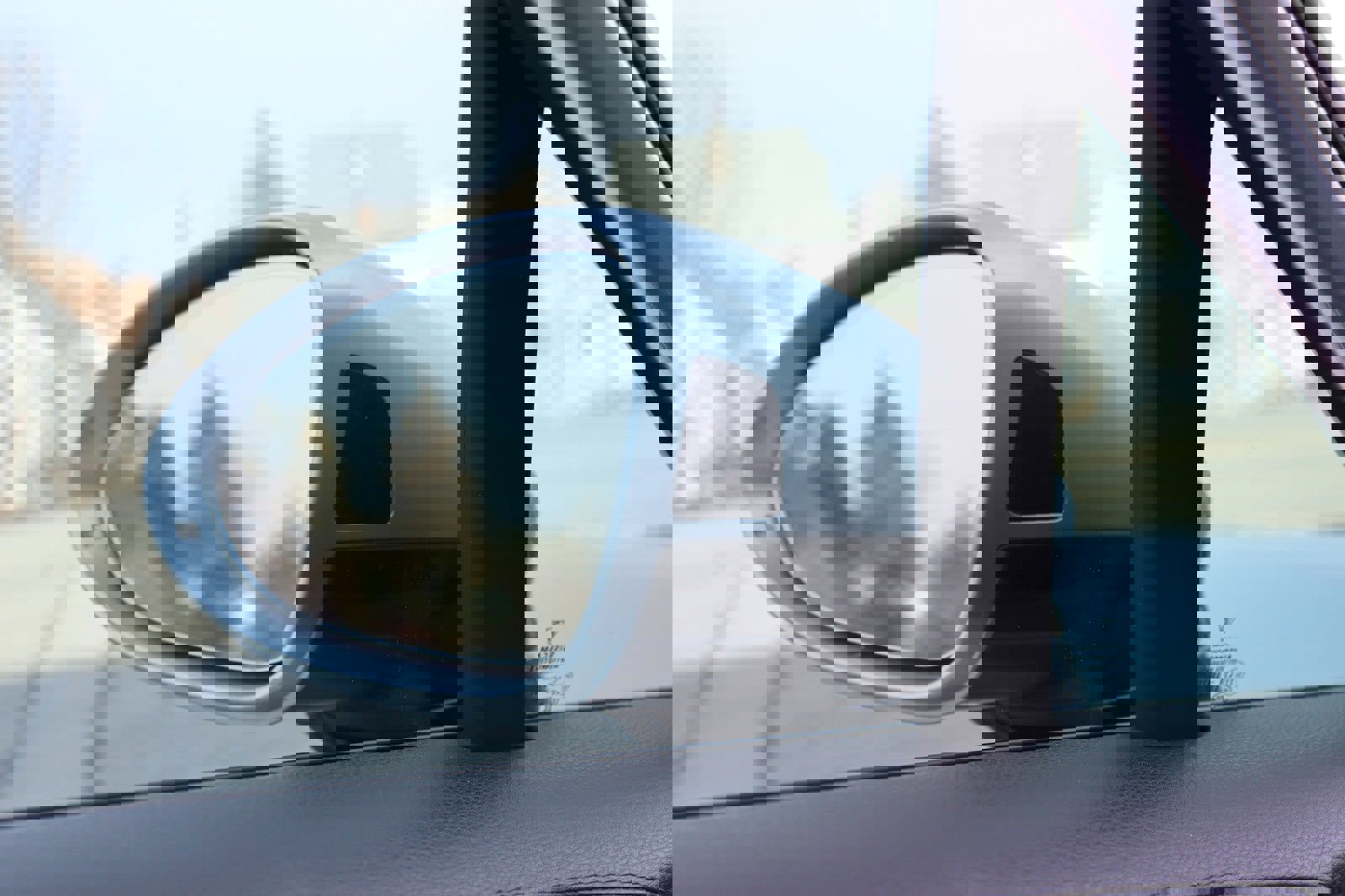 Used 2018 Porsche Panamera 4 w/ Premium Package Plus image 24