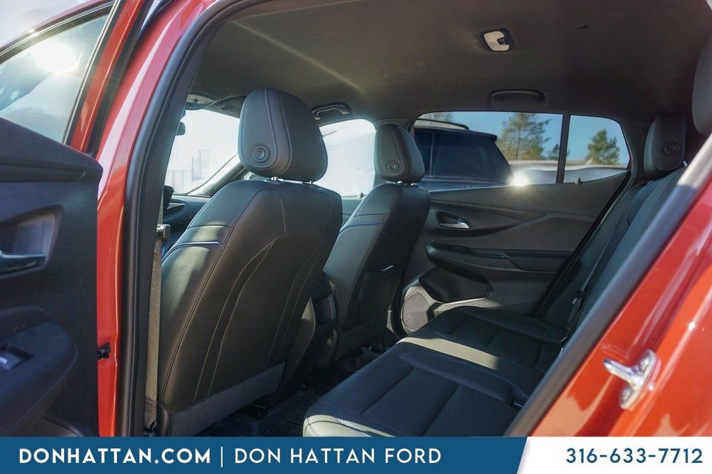 Used 2024 Buick Envista Sport Touring w/ Convenience I Package FWD image 20