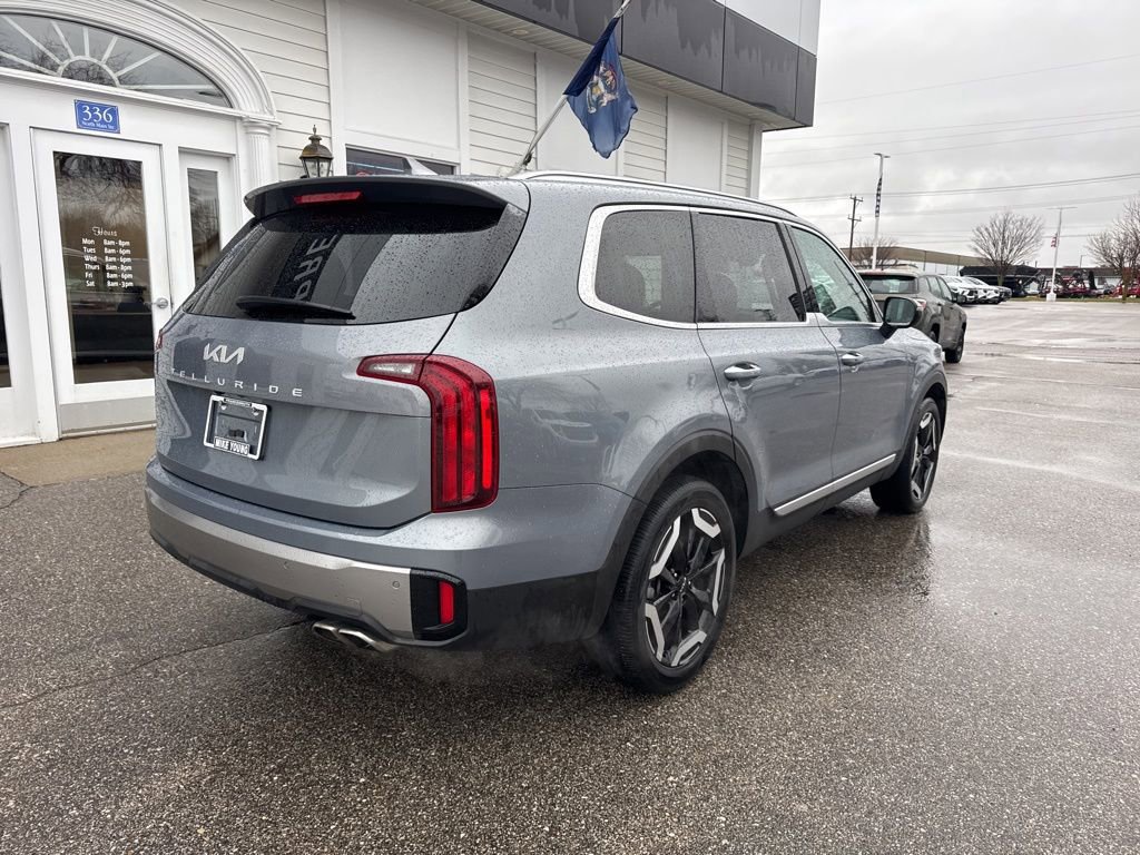 Used 2025 Kia Telluride S FWD image 5