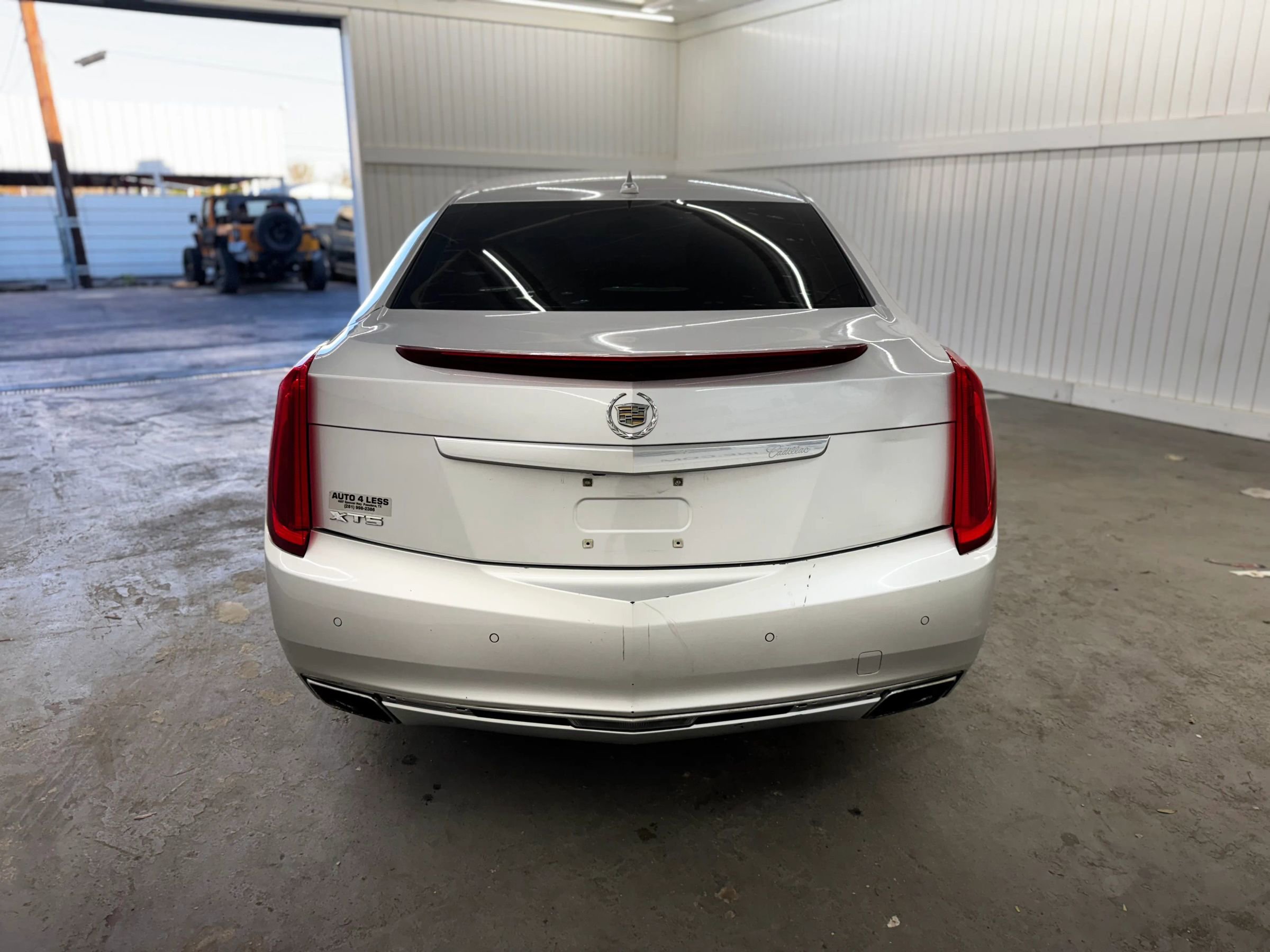 Used 2014 Cadillac XTS Luxury image 7