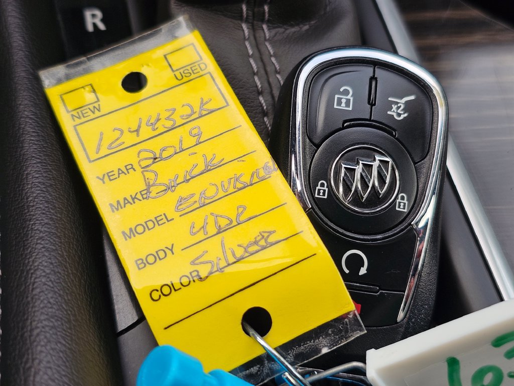 Used 2019 Buick Envision Premium w/ Driver Confidence Package AWD/4WD image 48