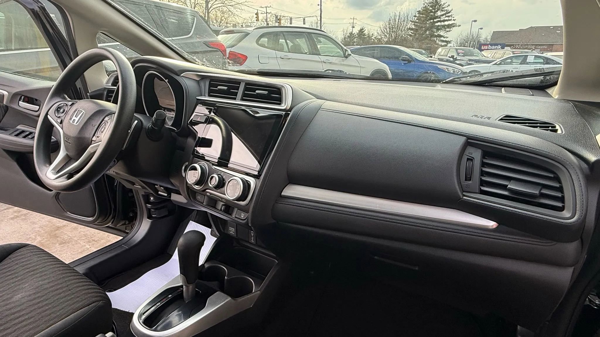 Used 2020 Honda Fit EX image 8