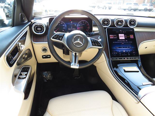Used 2025 Mercedes-Benz C 300 4MATIC Sedan image 10