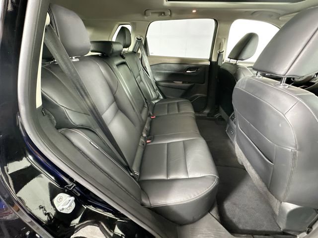 Used 2023 Nissan Rogue SL image 26