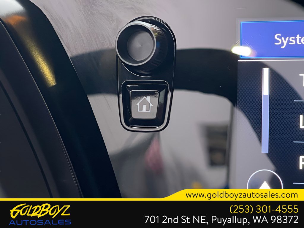 Used 2022 Chevrolet Corvette Stingray Premium Cpe w/ Z51 Performance Package image 37