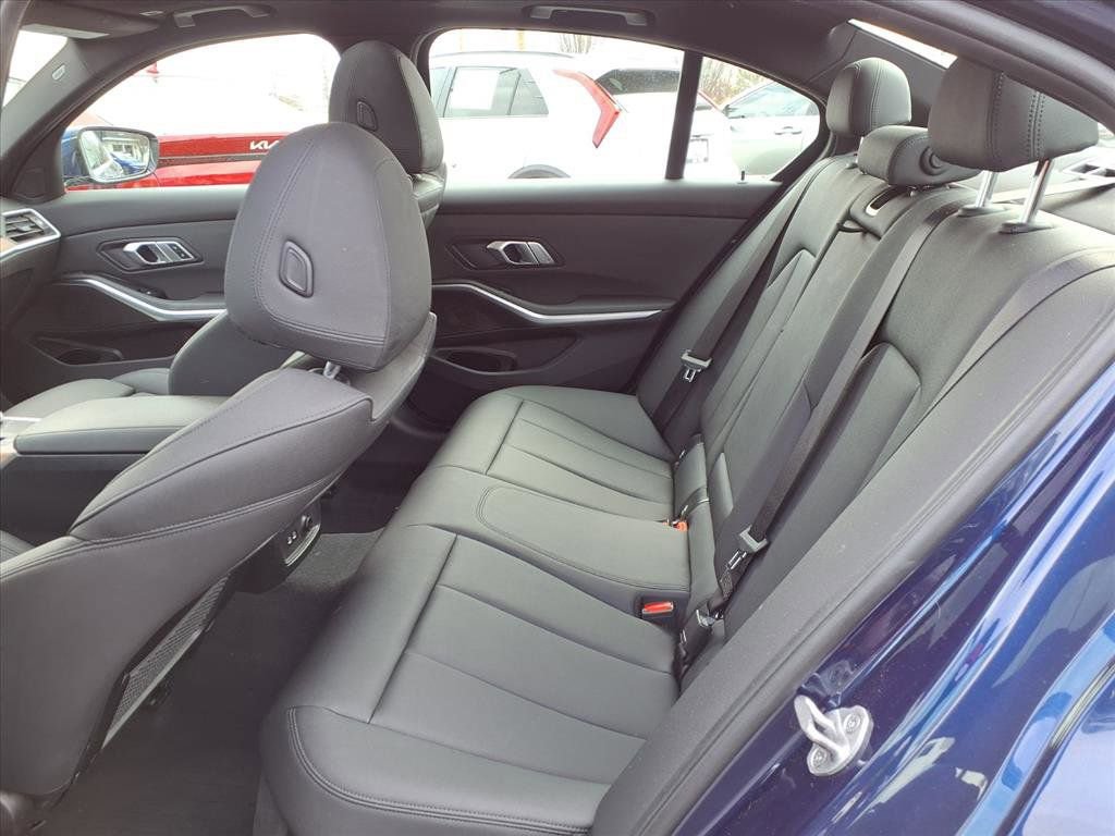 Used 2020 BMW 330i xDrive Sedan w/ Convenience Package image 22