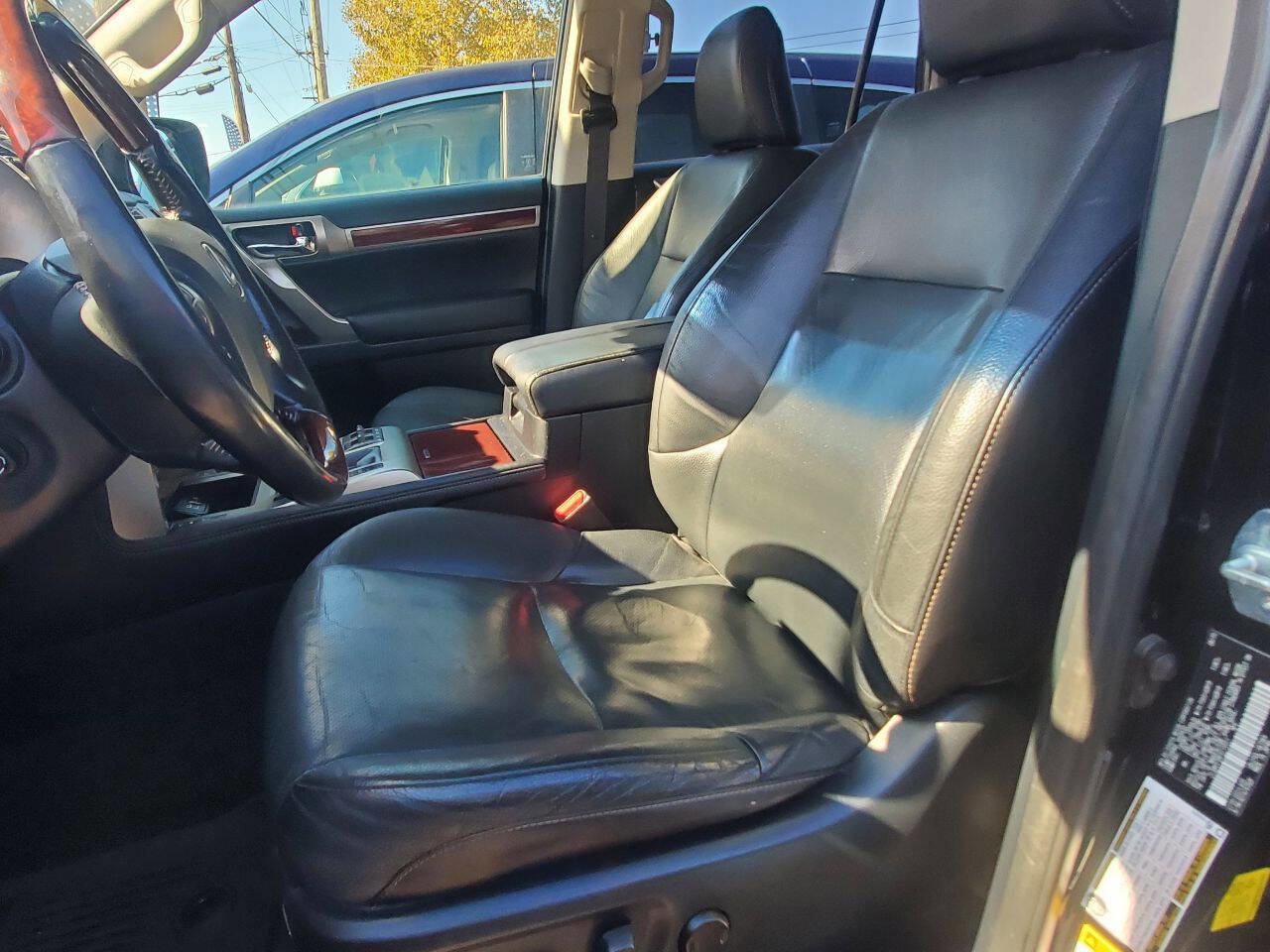 Used 2015 Lexus GX 460 image 11