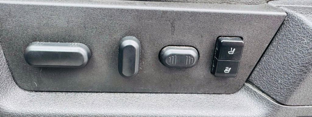 Used 2013 Ford F150 Lariat w/ Lariat Chrome Pkg image 11