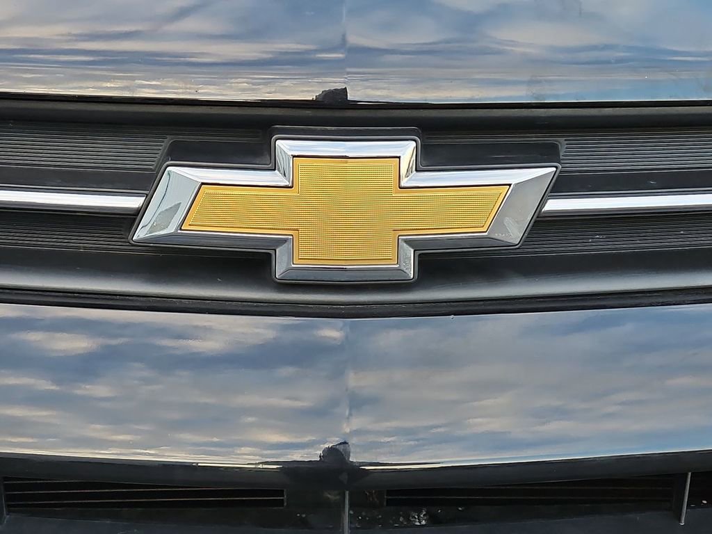 Used 2020 Chevrolet Trax LS w/ Tint and Cruise Package image 11