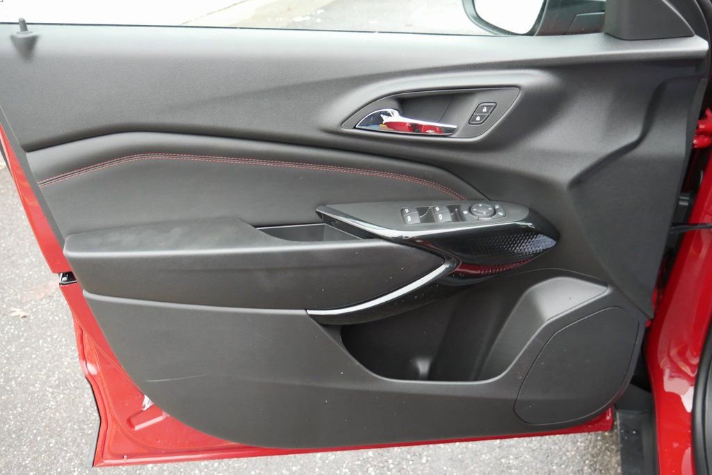 New 2026 Chevrolet Trax RS w/ Driver Confidence Package image 28