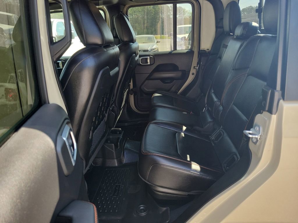 Used 2022 Jeep Gladiator Mojave w/ Cold Weather Group image 31