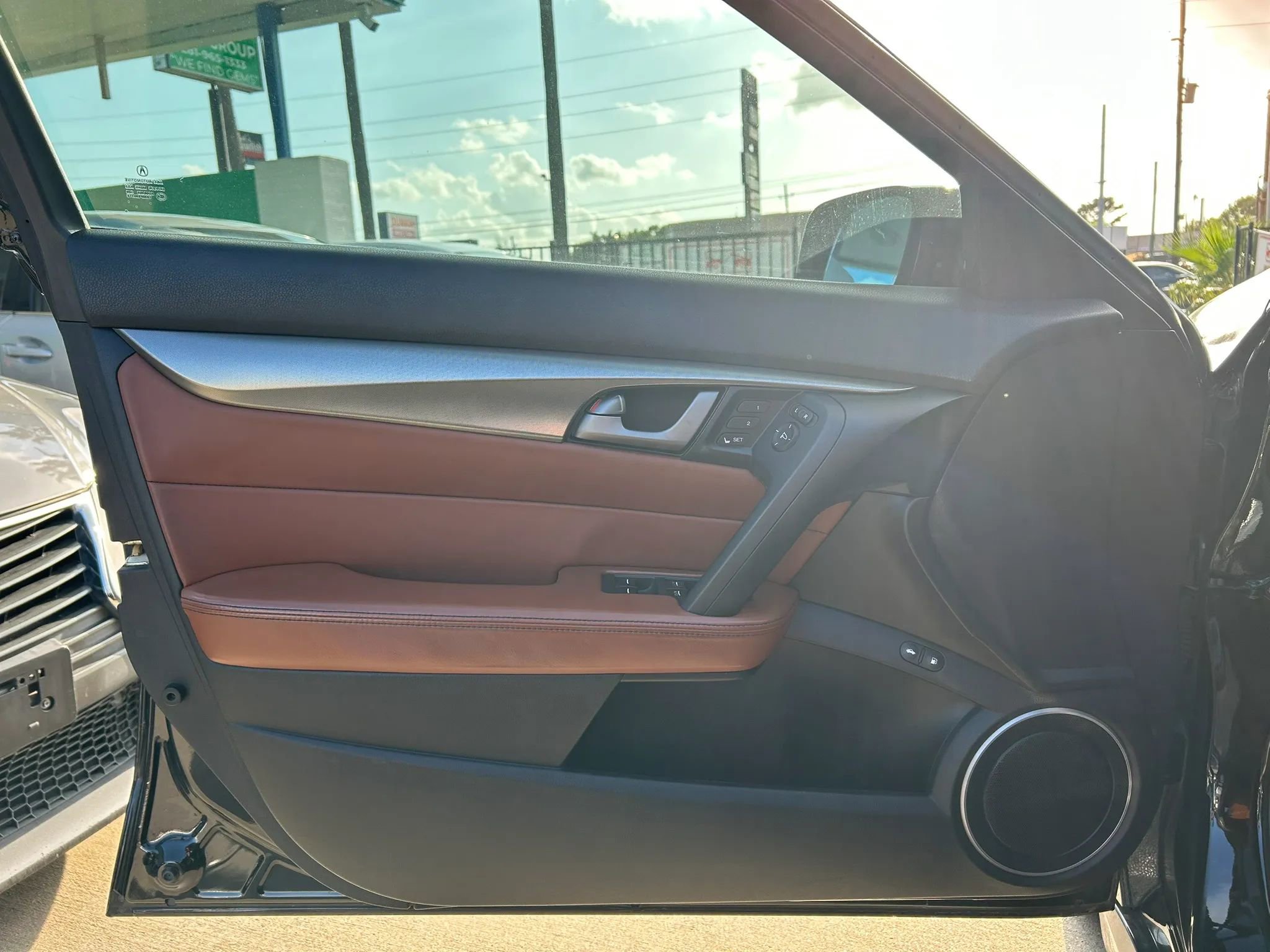 Used 2009 Acura TL SH-AWD image 11