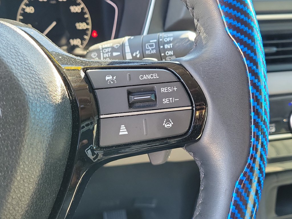 Used 2025 Honda Pilot EX-L image 18